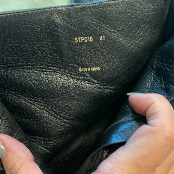 Prada black boots size 41 - Picture 8 of 9